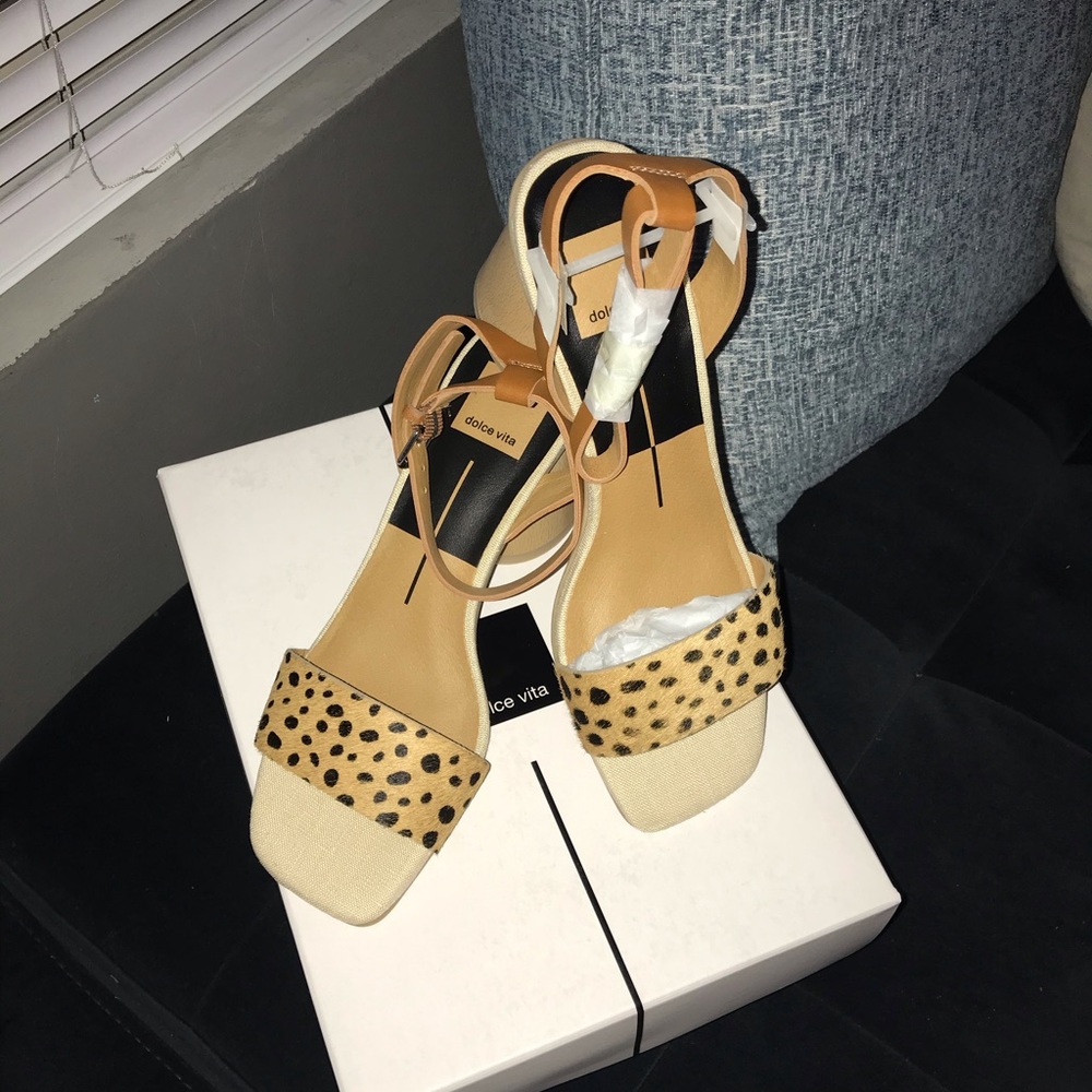 NWT dolce vita leopard multi calf hair DSW